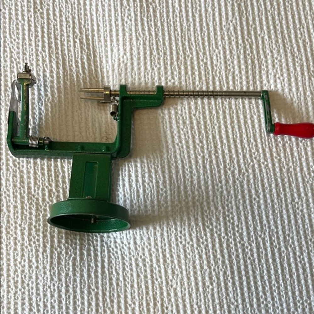 Green and Red Apple Peeler
